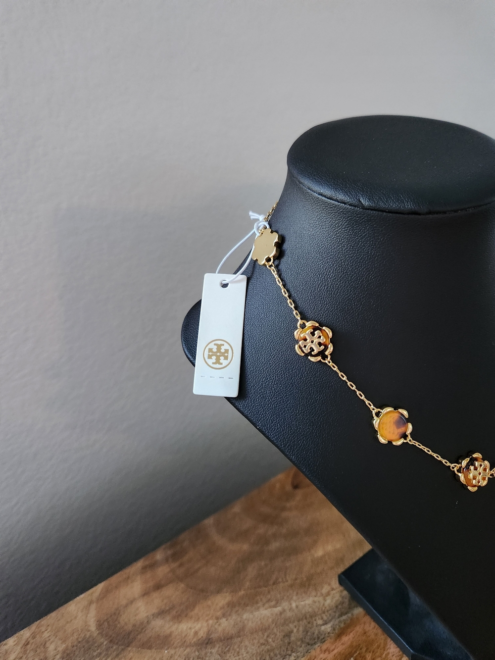 NWT Tory Burch Gold-Tone Floral Link Necklace with Amber Accents - Picture 2 of 5